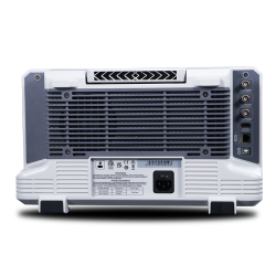 UTS3032T+ analizator widma 9kHz-3,2GHz z generatorem śledzącym TG Unit + 1 opcja do wyboru gratis