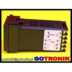 Sterownik REX-C100M M*AN regulator termoregulator z wyjściem przekaźnikowym