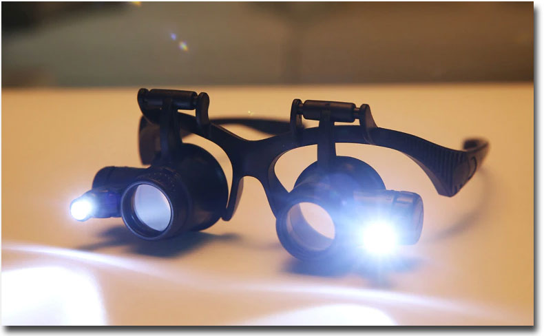 Okulary serwisowe wymienne soczewki 4pary + oświetlenie LED