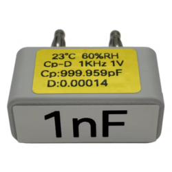 Kondensator wzorcowy kalibracyjny 1nF do multimetru i LCR  wtyk bananowy