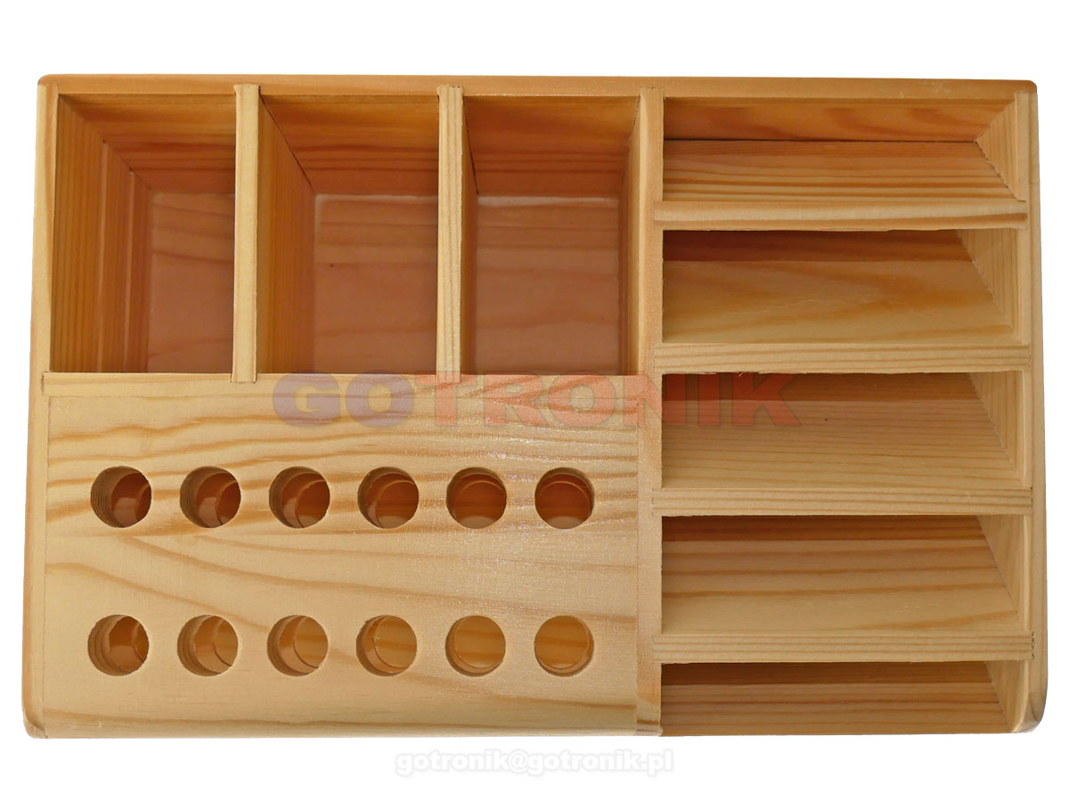 Drewniany organizer, srtownik na drobne narzędzia o wymiarach zewnętrznych 210mm x 138mm x 100mm